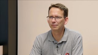 „Nawrocki Ukrajinu v NATO odmítá, Tusk to nebude mít jednoduché. Vydírání Slovenska skrze eurofondy je faul. Zelenskyj ztratil kontakt s realitou.“ – Petr Drulák
