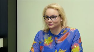 „Kauza bitcoin teprve začíná. Pro STAN je to kosmický jackpot, vymaže Dozimetr. Čechů se budou u moře ptát, čím chtějí platit.“ – Karolina Stonjeková