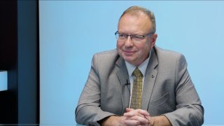 „Na Andělu jsou drogy problém číslo jedna. Za dopravním peklem stojí nekompetentní rozhodování Pirátů. Praha nemá dost služeb pro stárnoucí populaci.“ – Petr Lachnit