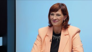 „Senát nemusí existovat. Papírů navzdory digitalizaci přibývá. Bezdomovce odjinud, kteří obtěžují, musíme mít možnost vykázat.“ – Jitka Volfová