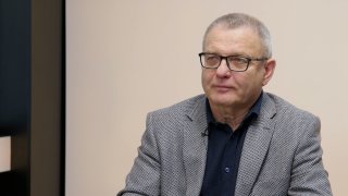 „140 tisíc padlých rudoarmějců, 116 Američanů, držme se faktů. Heydrich plánoval genocidu Čechů. Fico Západu nevěří. Válka bude pokračovat.“ – Lubomír Zaorálek