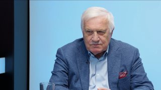 „Trump chce prostě tržní ekonomiku. Status umělce nevymyslel ani komunismus. Jan Pavel II. a Benedikt XVI. hýbali dějinami.“ – Václav Klaus.