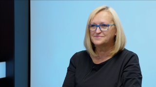 „Babiš rozděluje, Fiala naopak vysvětluje. ANO důchodovou reformu promlčelo, dnes kritizuje. Vláda selhala v chráněném bydlení.“ – Lenka Kohoutová