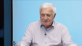„Ukrajování svobod je zásadní volební téma. Motoristé jsou jedinou nadějí pro pravicové voliče. Žijeme v rozhazovačném světě. Pět procent na obranu nejde utratit.“  – Václav Klaus