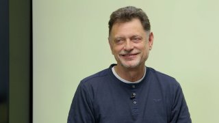 „Status umělce je nesmyslná dávka. Vládní komentáře ke Slovensku jsou čiré pokrytectví. Obhájit, proč Fiala není nejhorší premiér světa, bude těžké.“ – Vadim Petrov