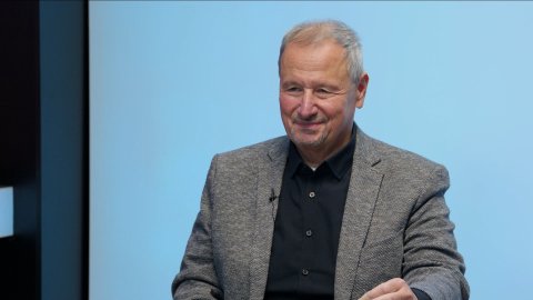 „Místní organizace ANO zapadly do strejcovské politiky. Kupka ODS nevzkřísí. Pavel zatím nemá konkurenci.“ – Martin Komárek