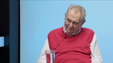 „Vondráček by měl šanci porazit Pavla. Ministerstvo spravedlnosti bitcoinovou miliardu de facto očistilo. Dvojitá delegace v Ankaře byla chyba.“ – Miloš Zeman