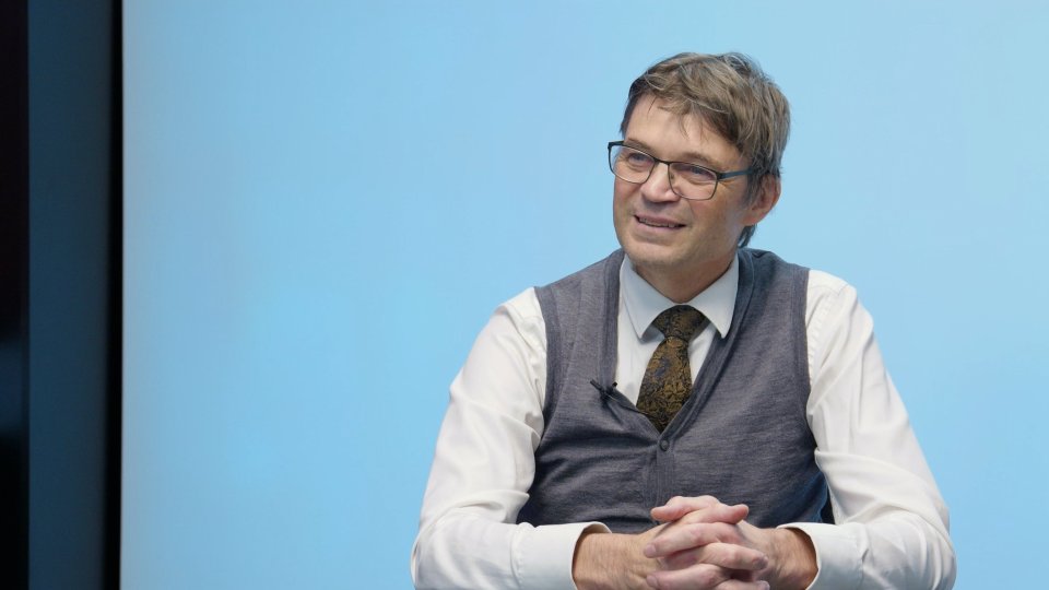 „Vlastní operaci bych svěřil českým nemocnicím. Jednou může být hranicí života 120 let. U mrtvice rozhodují hodiny, druhý den už může být pozdě.“ – Lukáš Pollert