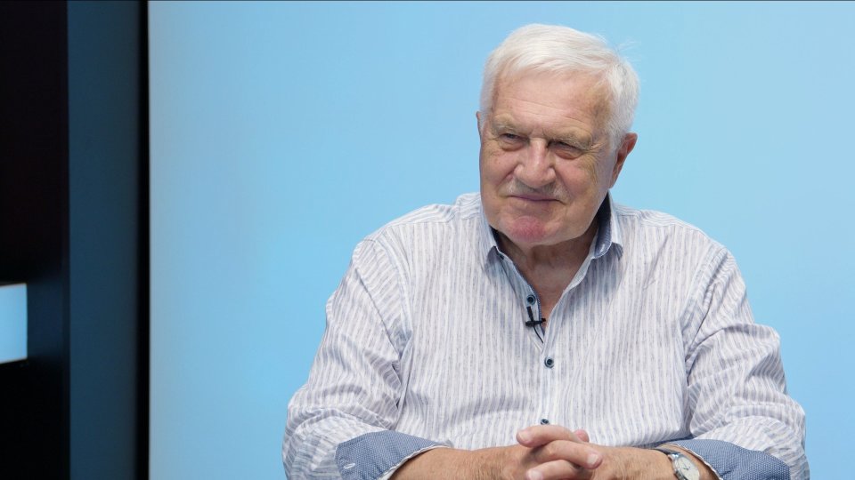 „Právo na vzdělání je nesmysl. Rozhovor na TN.cz byl jeden z nejšílenějších za desetiletí. Ukrajina je obětí neuskutečněné transformace.“ – Václav Klaus