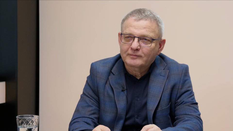 „Česká republika na summitu NATO hlas nemá. Evropa je bokem a aliance zažívá soumrak. Mezi prezidentem a vládou začala válka, která neskončí.“ – Lubomír Zaorálek
